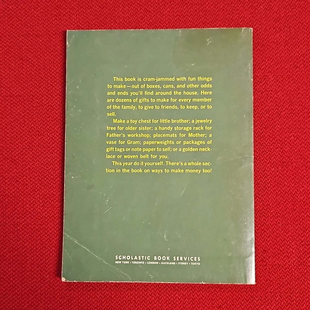 THINGS TO MAKE AND DO Vintage Scholastic Book Services 1972 Excellent Condition